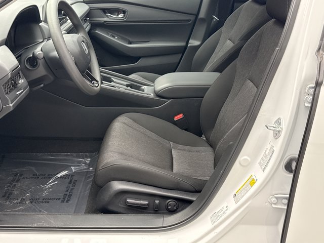 Used 2023 Honda Accord EX image 11