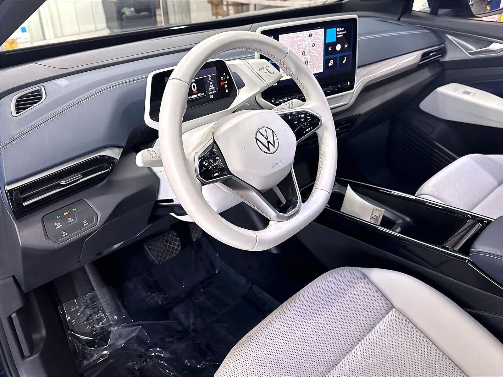 Used 2023 Volkswagen ID.4 Pro S Plus RWD image 21