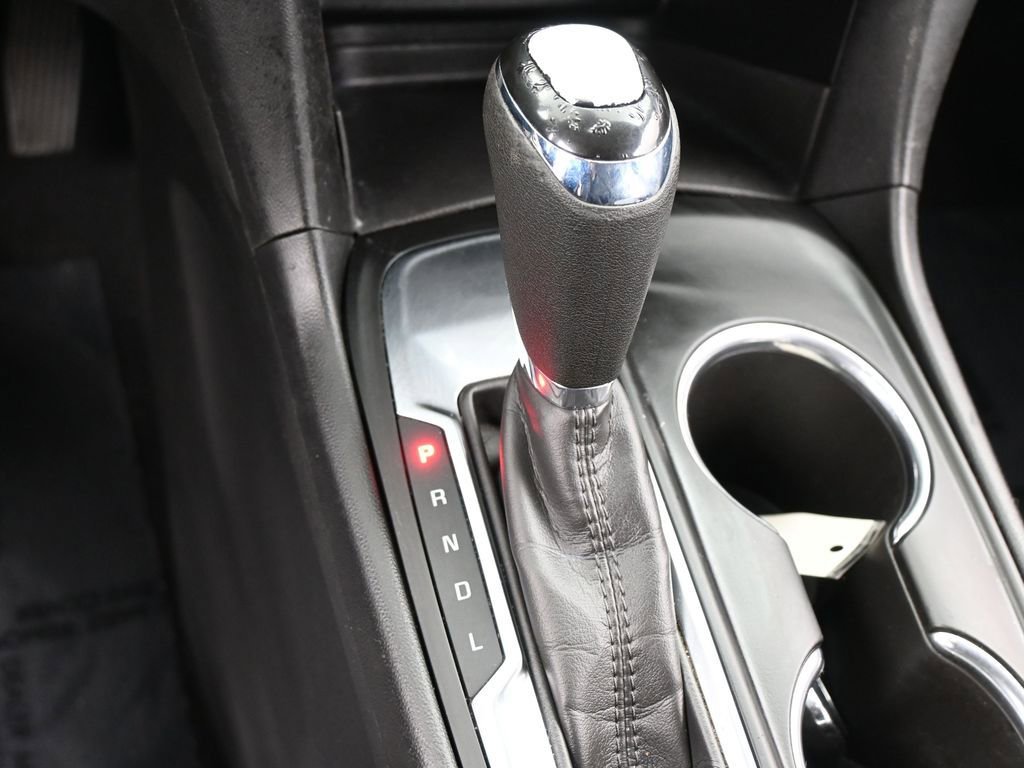 Used 2020 Chevrolet Equinox LS image 19