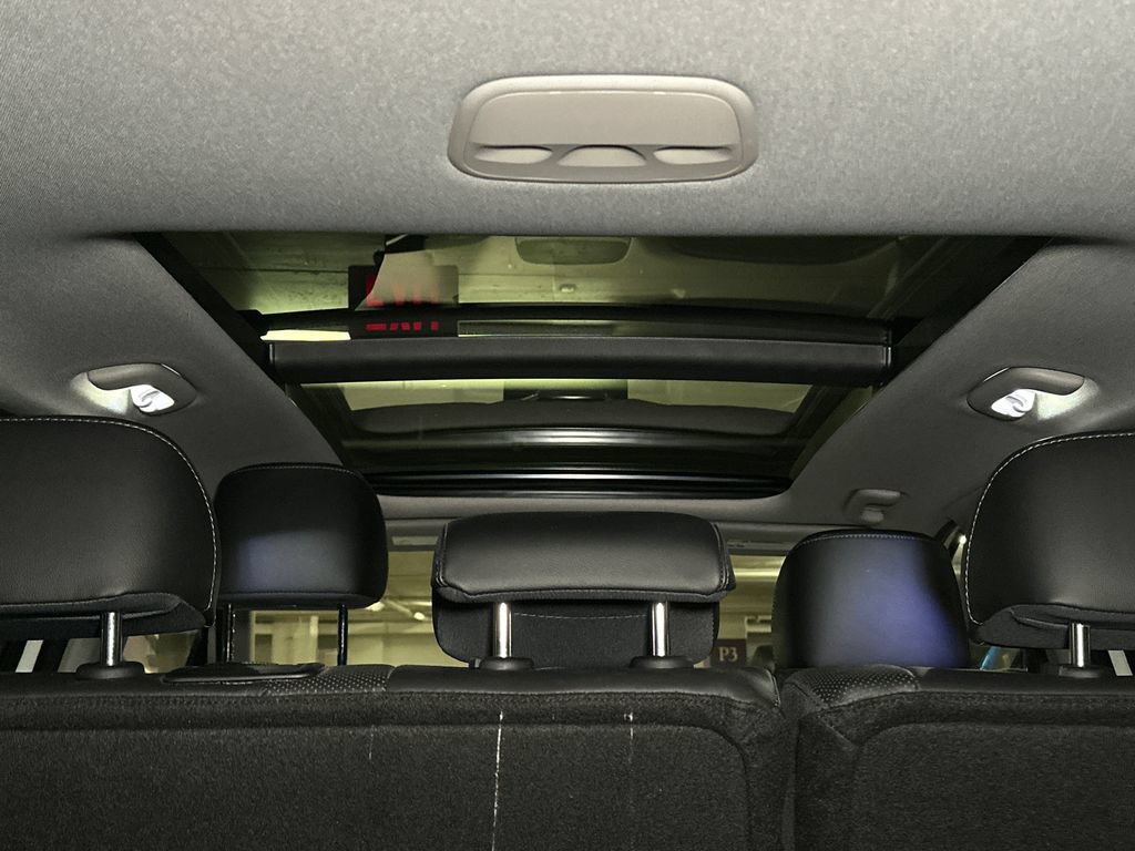 Used 2022 Hyundai Santa Fe Limited AWD/4WD image 8