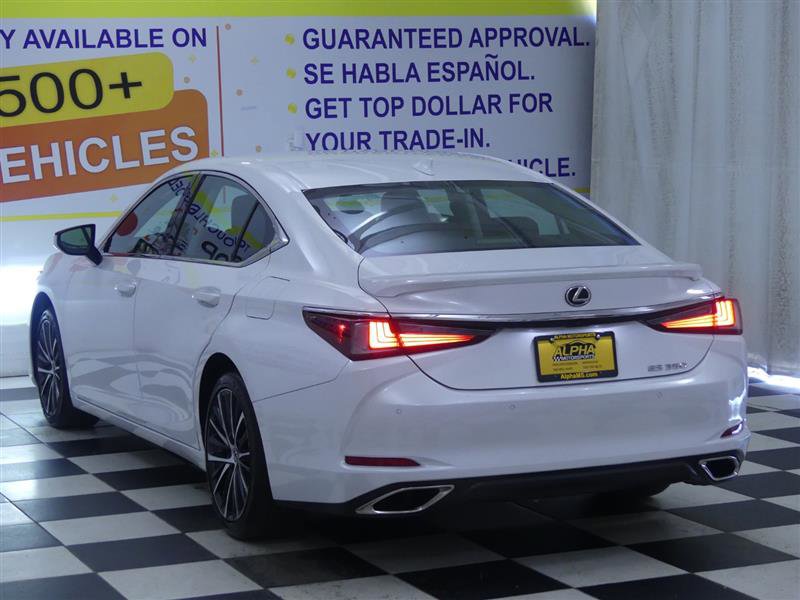 Used 2023 Lexus ES 350 w/ Premium Package image 5