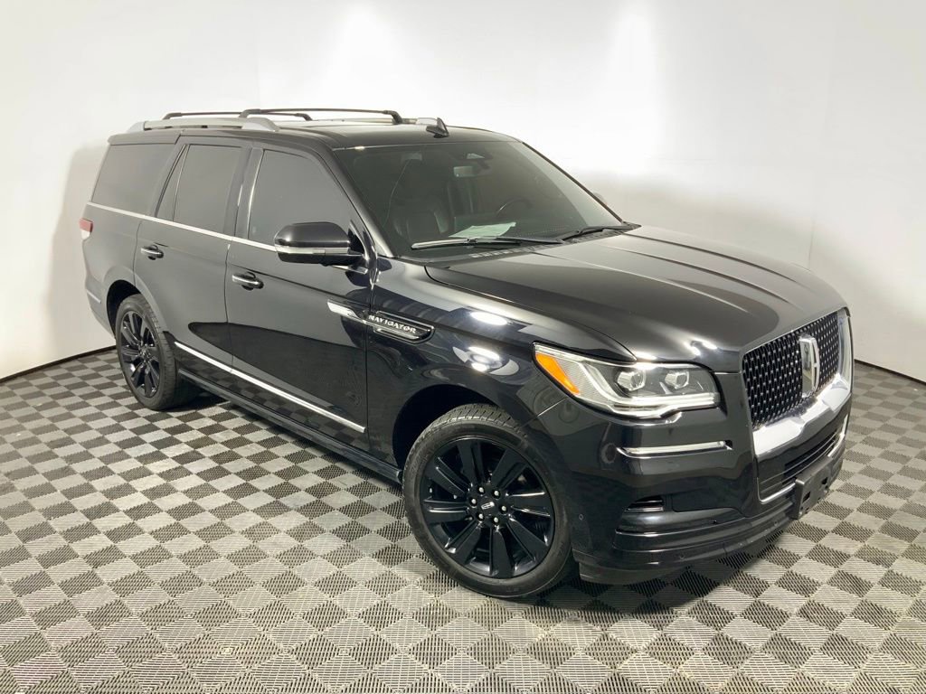 Used 2022 Lincoln Navigator Reserve image 7