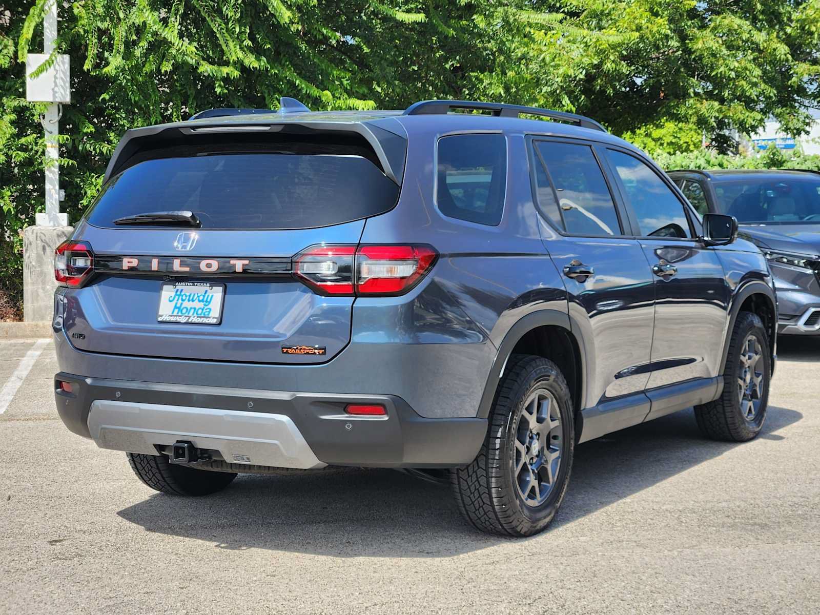 Certified 2026 Honda Pilot TrailSport image 6