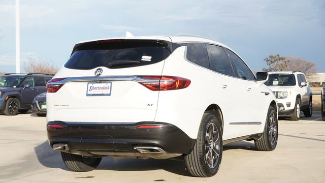 Used 2021 Buick Enclave Essence w/ Sport Touring Edition image 9