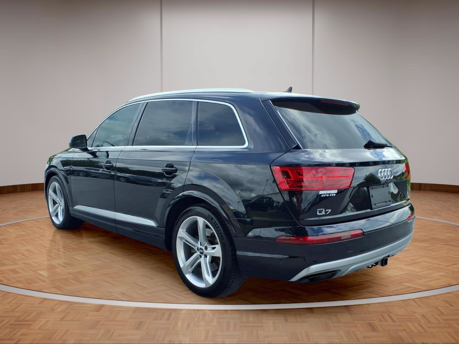 Used 2019 Audi Q7 3.0T Prestige w/ Prestige Package AWD/4WD image 4