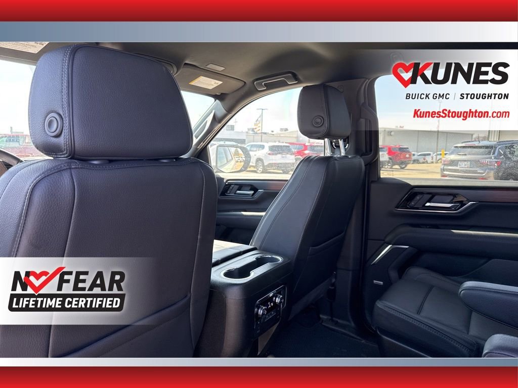 Used 2025 GMC Yukon XL Denali image 41