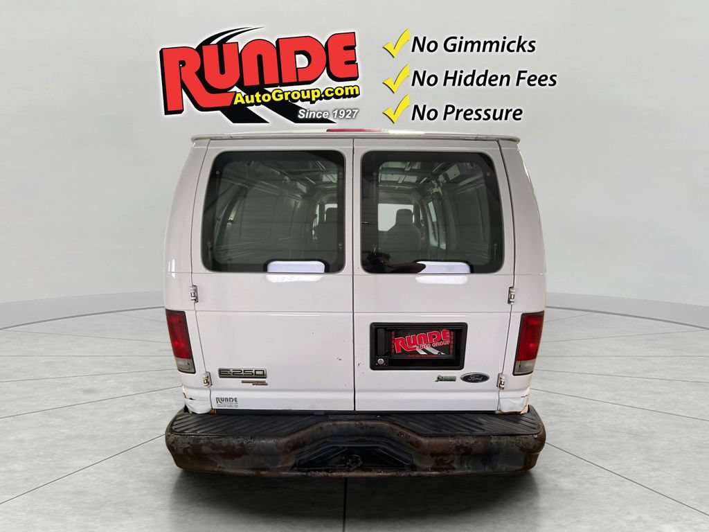 Used 2011 Ford E-250 and Econoline 250 w/ Commercial Cargo Van Pkg RWD image 5