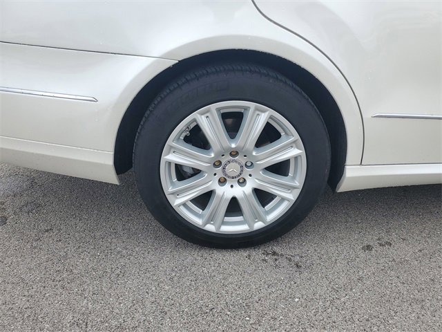 Used 2013 Mercedes-Benz E 350 4MATIC Sedan image 6