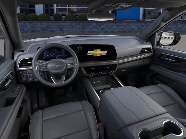 New 2026 Chevrolet Suburban Premier w/ Sun And Tow Package AWD/4WD image 15
