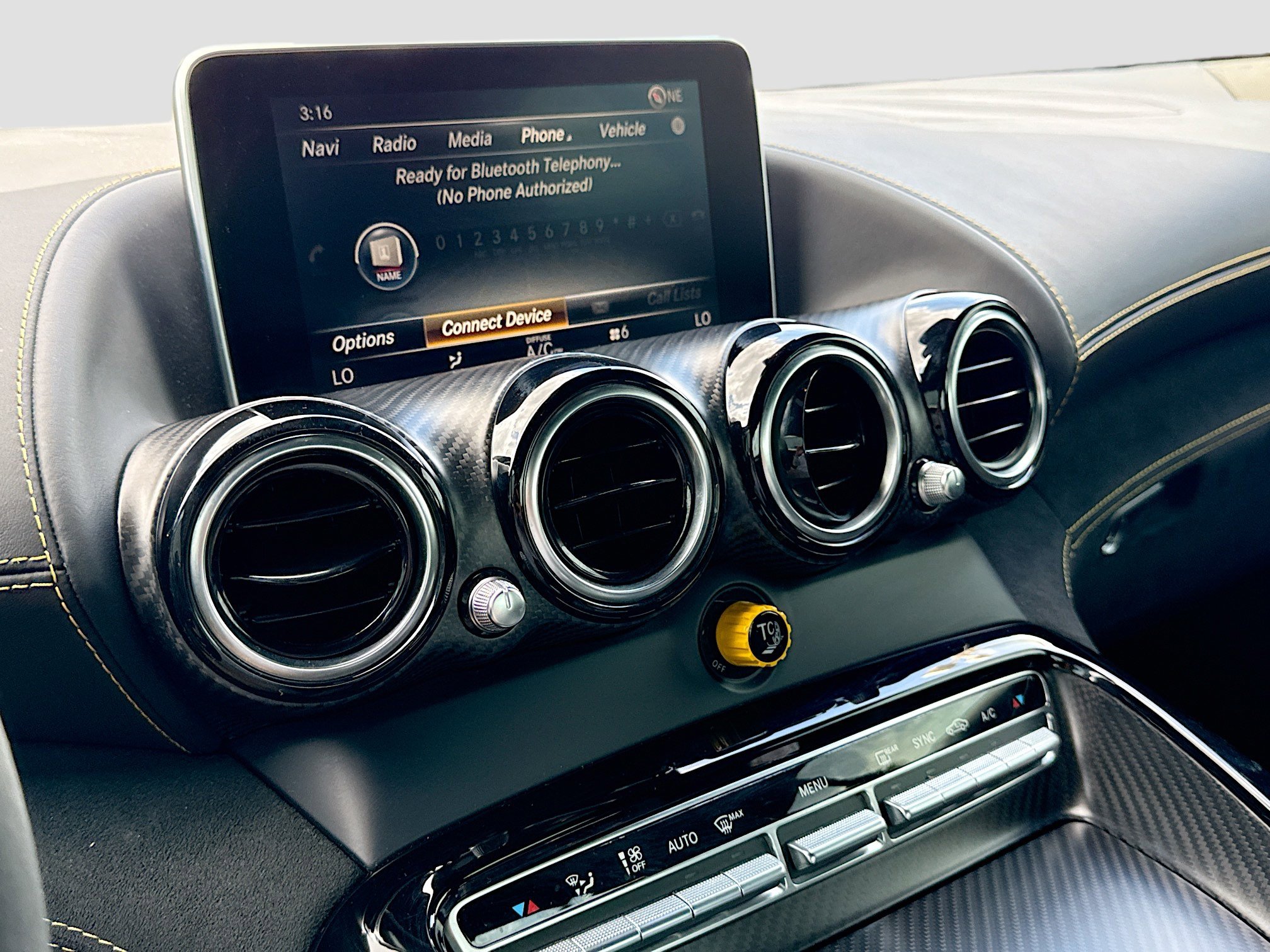 Used 2018 Mercedes-Benz AMG GT R image 23