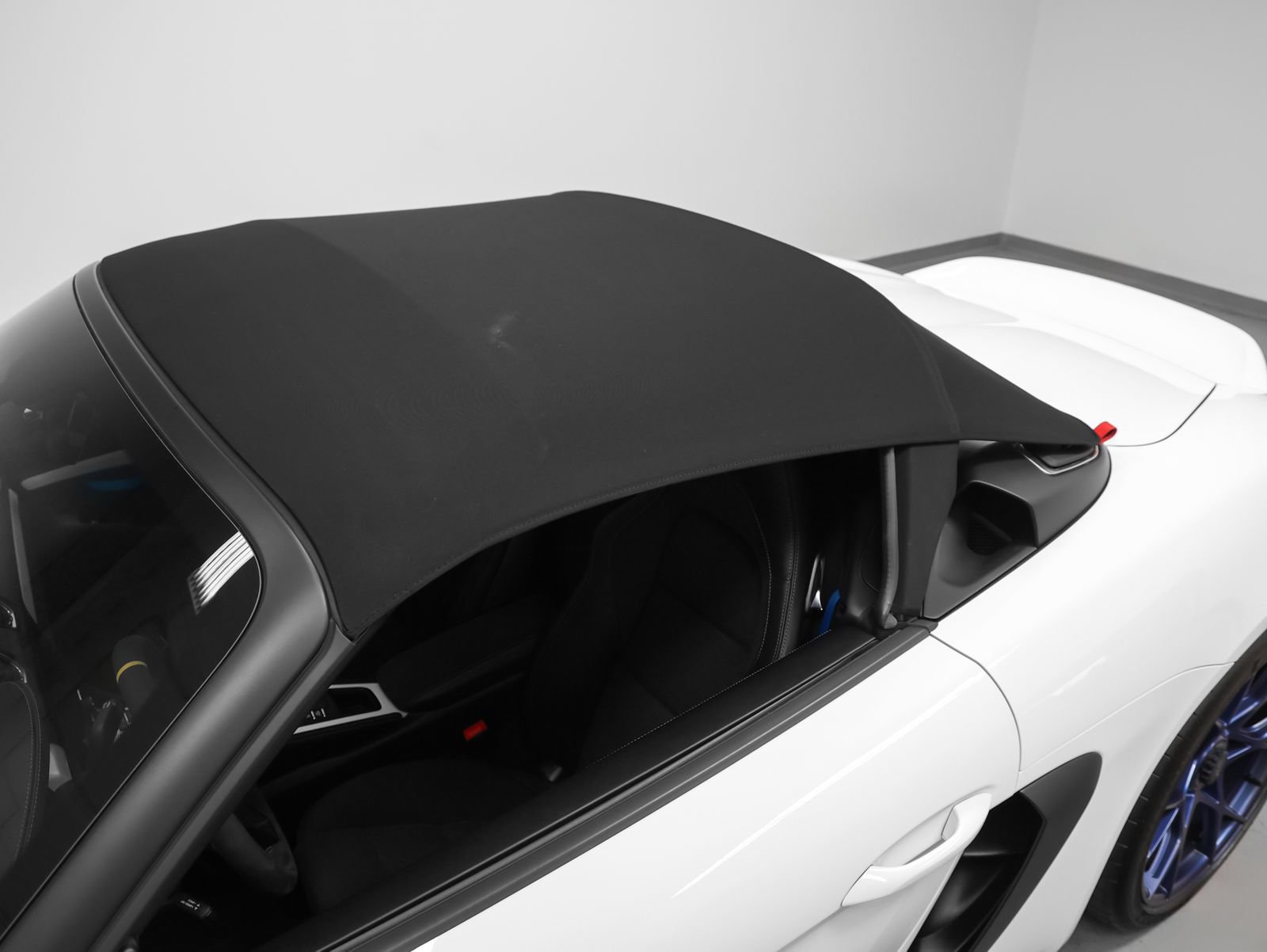 Certified 2025 Porsche 718 Boxster Spyder RS w/ Light Design Package RWD image 9
