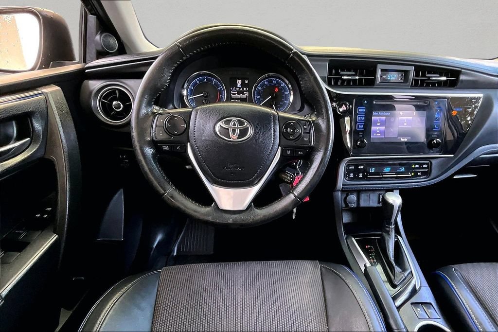 Certified 2019 Toyota Corolla SE FWD image 11