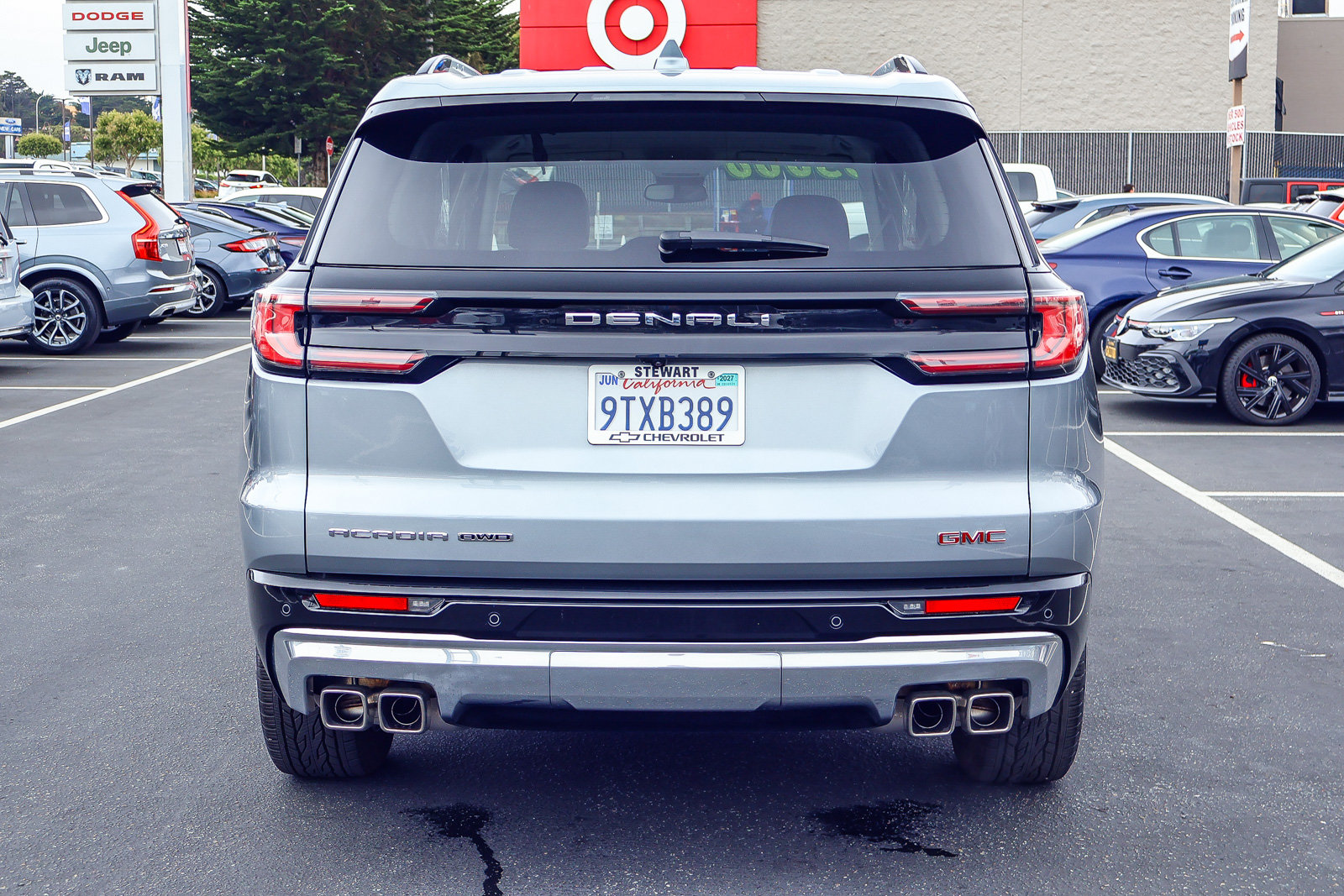 Used 2025 GMC Acadia Denali AWD/4WD image 23