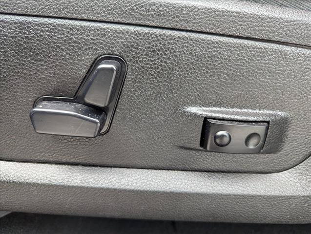 Used 2019 RAM 1500 Big Horn AWD/4WD image 11