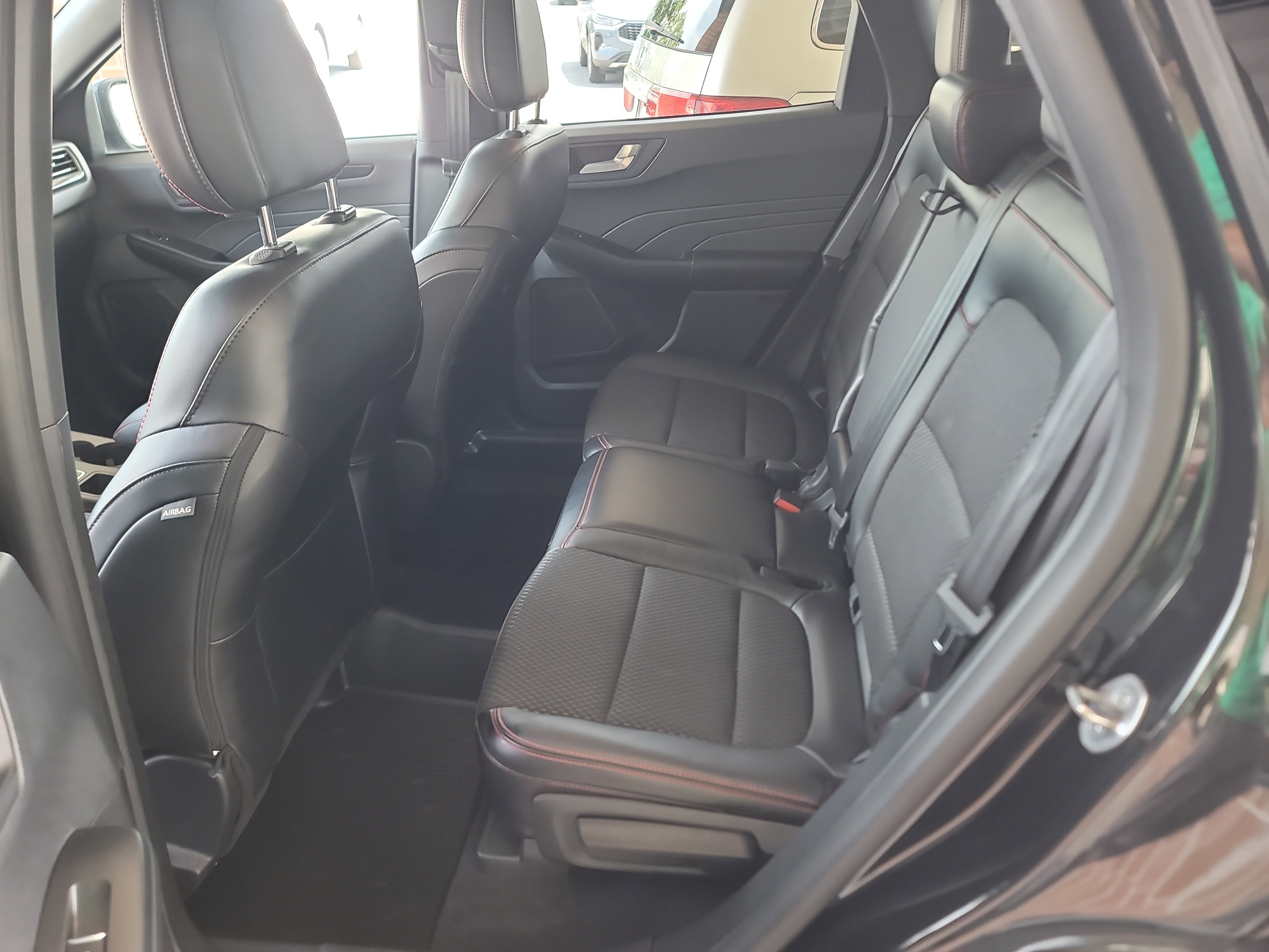 Used 2023 Ford Escape ST-Line w/ Tech Pack #1 image 17
