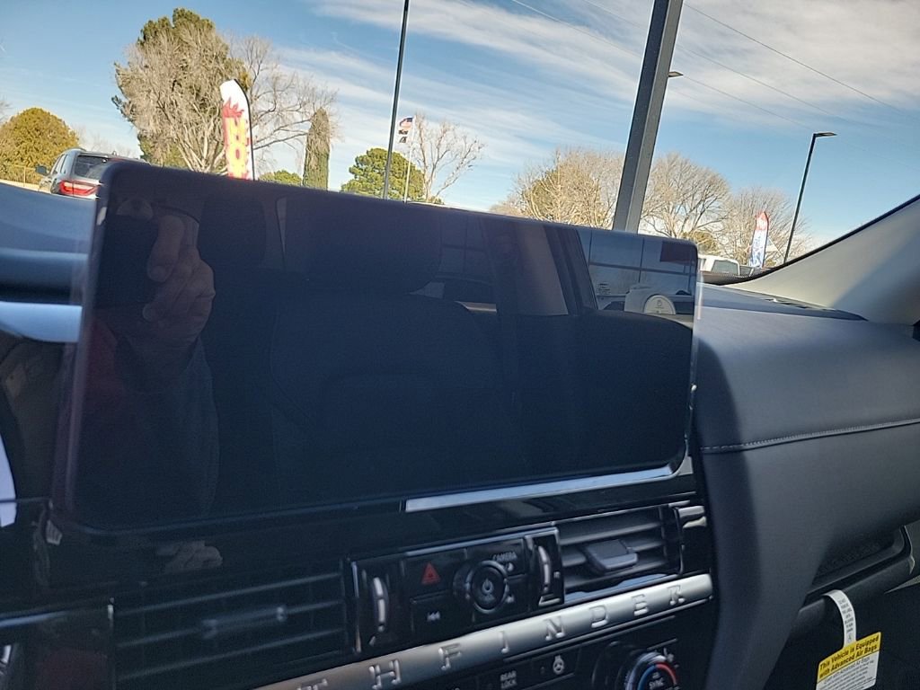 New 2026 Nissan Pathfinder SL FWD image 26