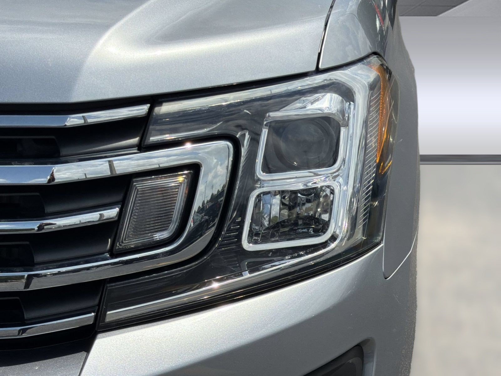 Used 2021 Ford Expedition Max XLT RWD image 12