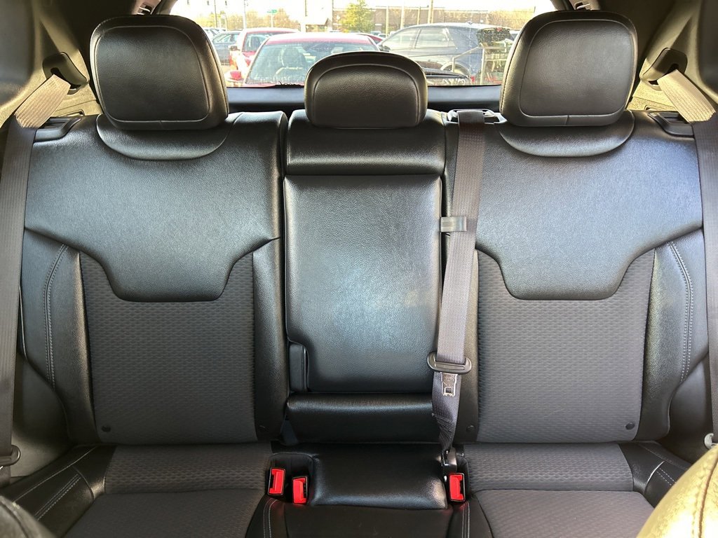 Used 2024 Jeep Compass Latitude image 21