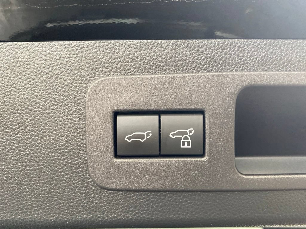 Certified 2026 Lexus LX 700h F Sport AWD/4WD image 30