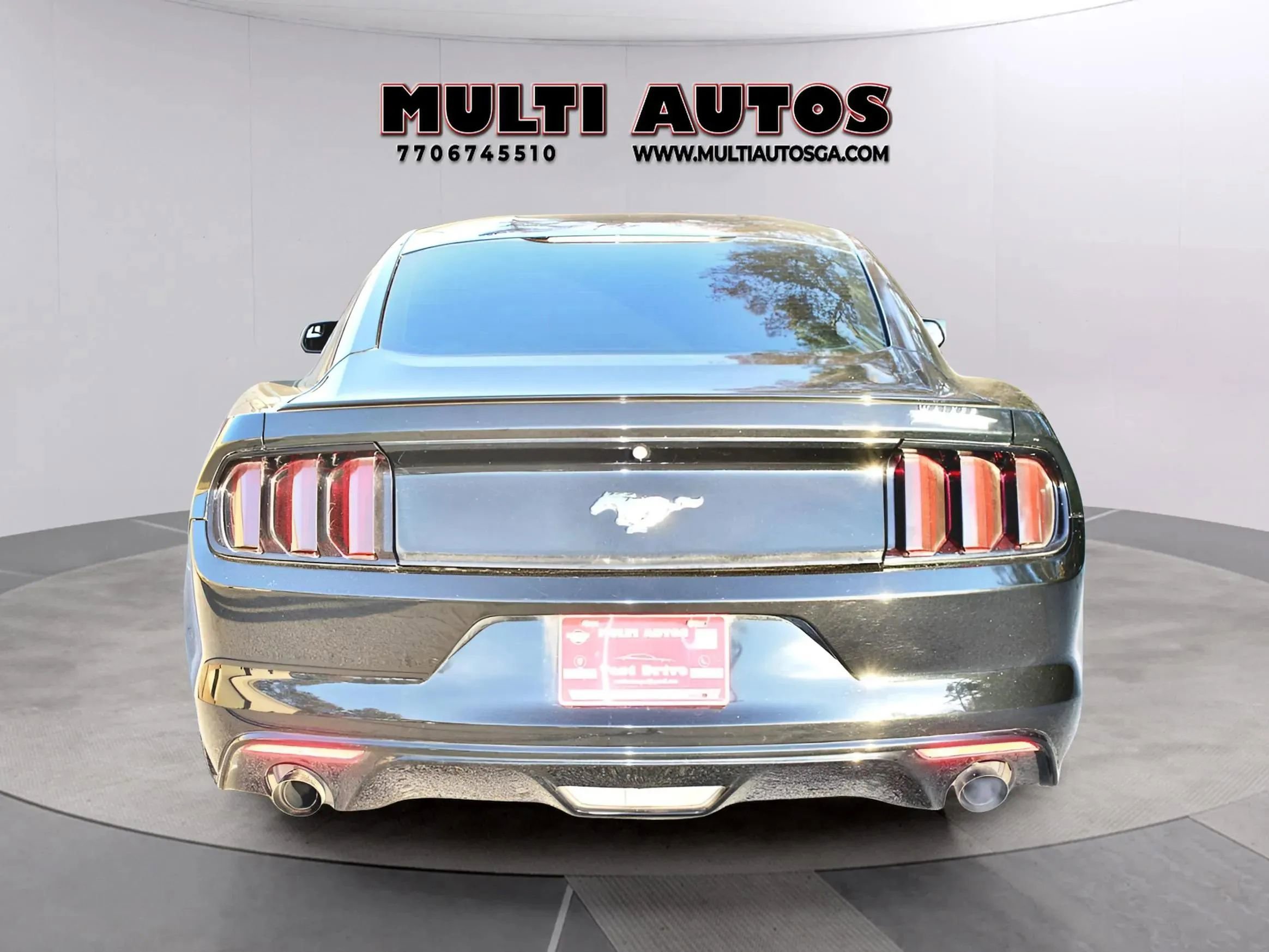 Used 2016 Ford Mustang Coupe image 4