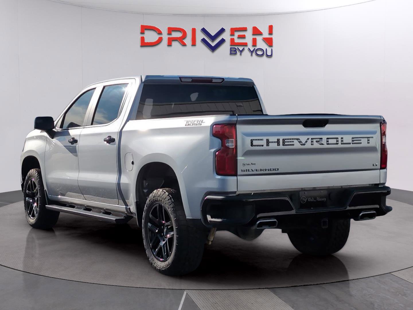 Used 2022 Chevrolet Silverado 1500 LT Trail Boss image 3