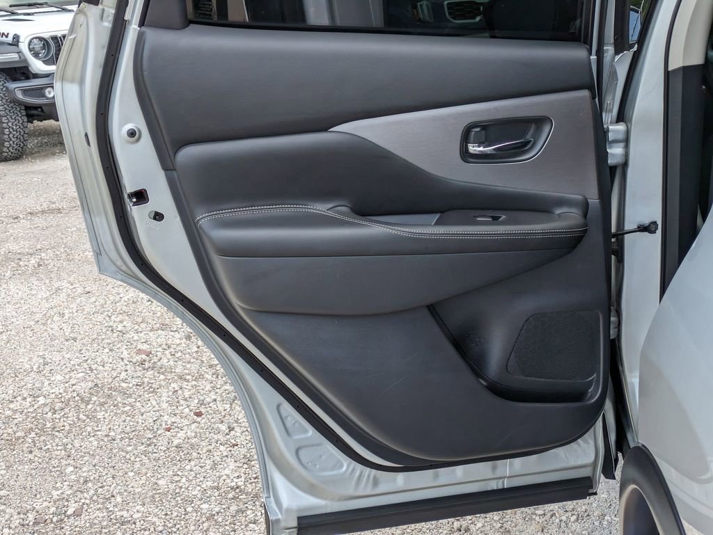 Used 2023 Nissan Murano SV FWD image 26