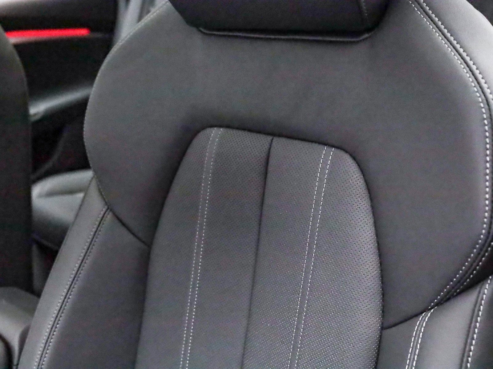 New 2025 Audi A6 e-tron Premium Plus image 24