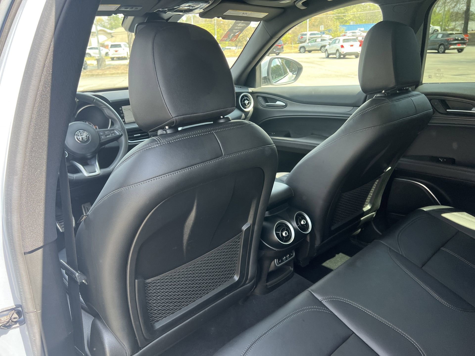 Used 2023 Alfa Romeo Stelvio Ti image 22