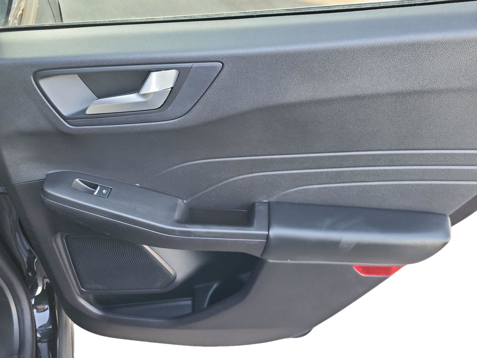 Used 2021 Ford Escape SEL image 23