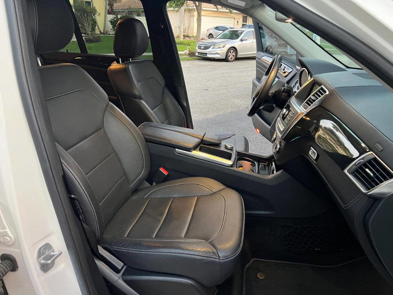 Used 2015 Mercedes-Benz ML 400 4MATIC image 14