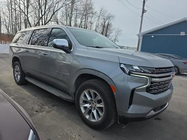 Used 2023 Chevrolet Suburban Premier w/ Advanced Technology Package image 3