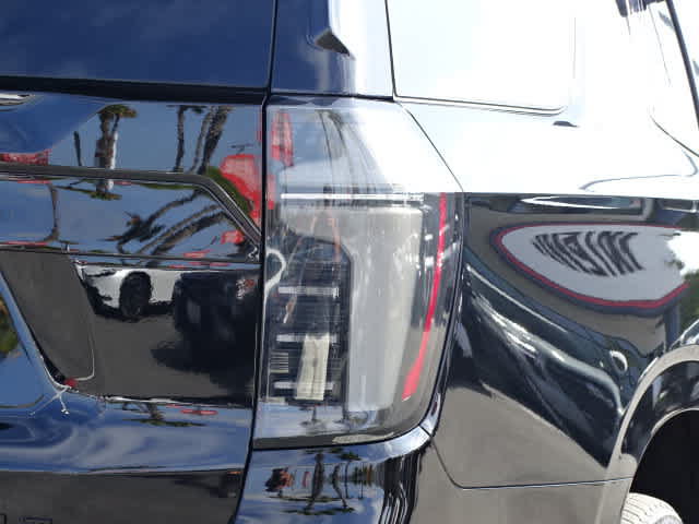 Used 2026 Chevrolet Tahoe LT w/ Comfort Package AWD/4WD image 13
