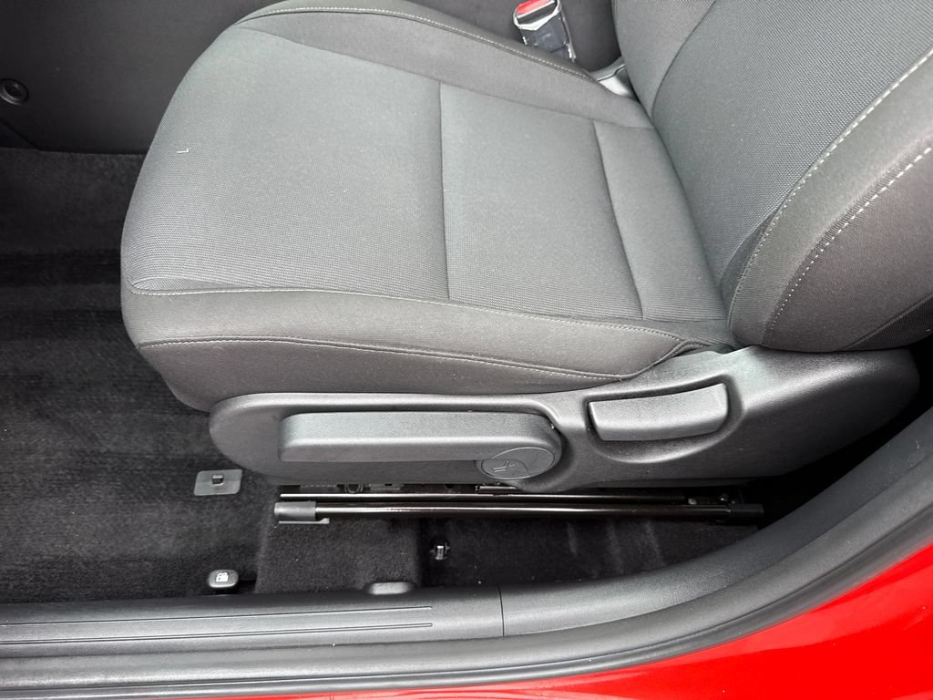 Used 2026 Hyundai Kona SEL Sport FWD image 11