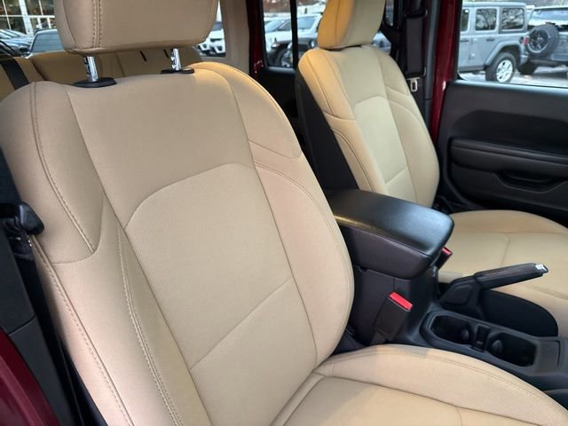 Used 2021 Jeep Wrangler Unlimited Sport image 26