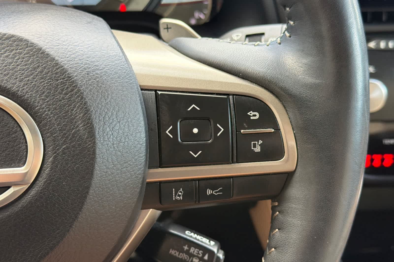 Certified 2022 Lexus RX 350 FWD w/ Premium Package image 28