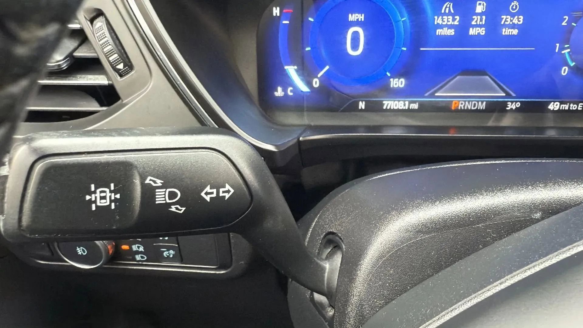 Used 2020 Ford Escape Titanium image 14