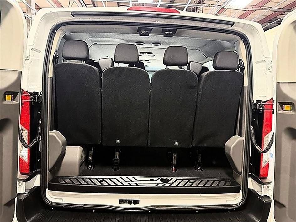 Used 2025 Ford Transit 350 XLT RWD image 8