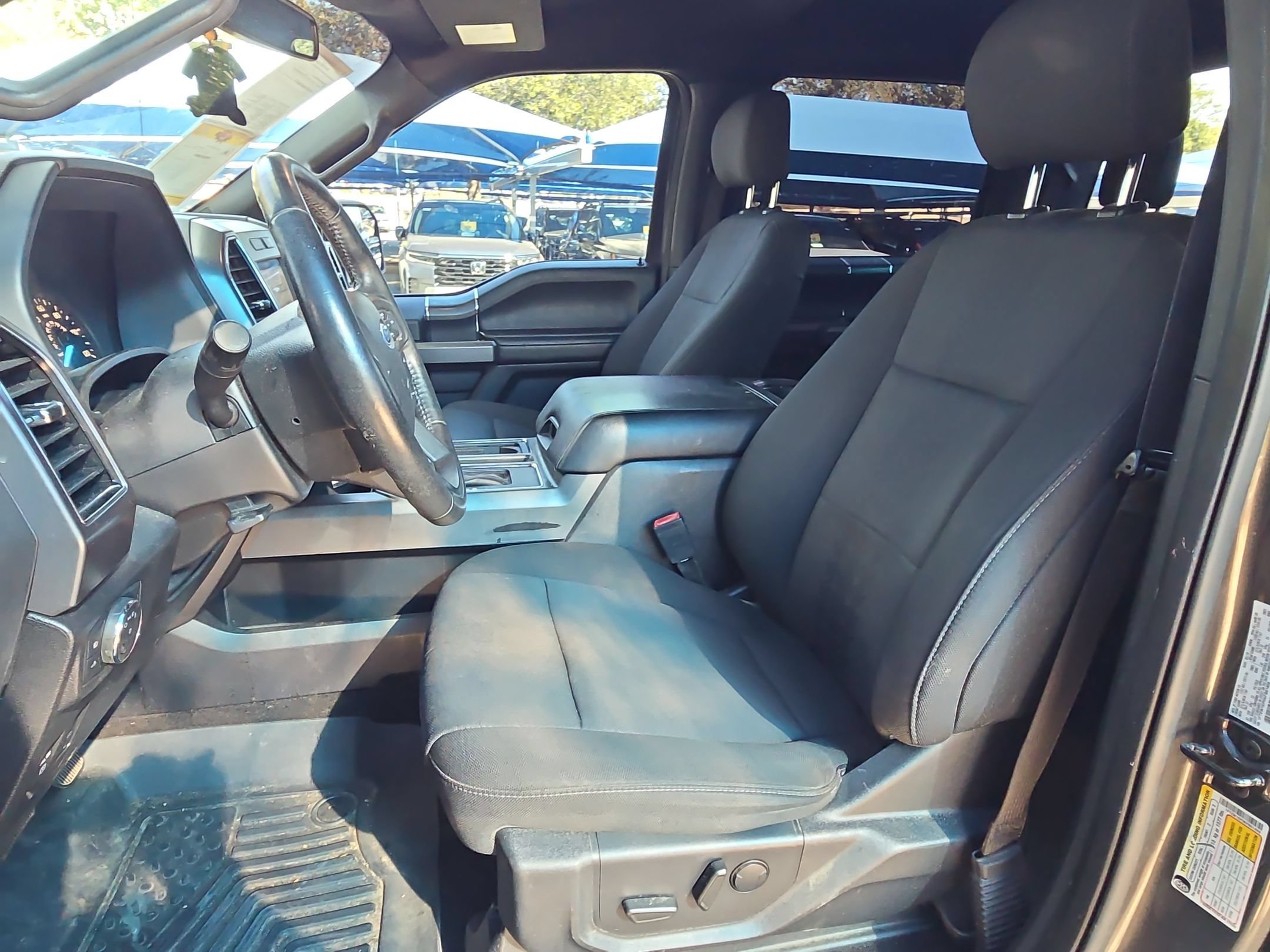 Used 2019 Ford F150 XLT w/ Equipment Group 302A Luxury AWD/4WD image 13