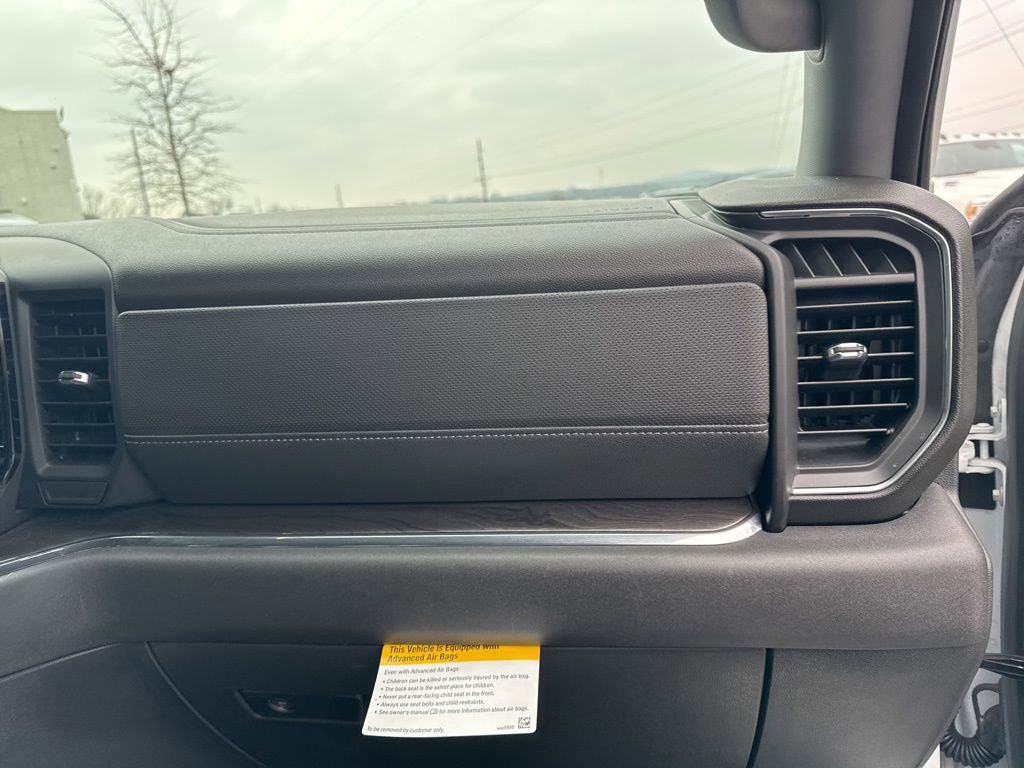 Used 2024 Chevrolet Silverado 1500 LTZ image 20