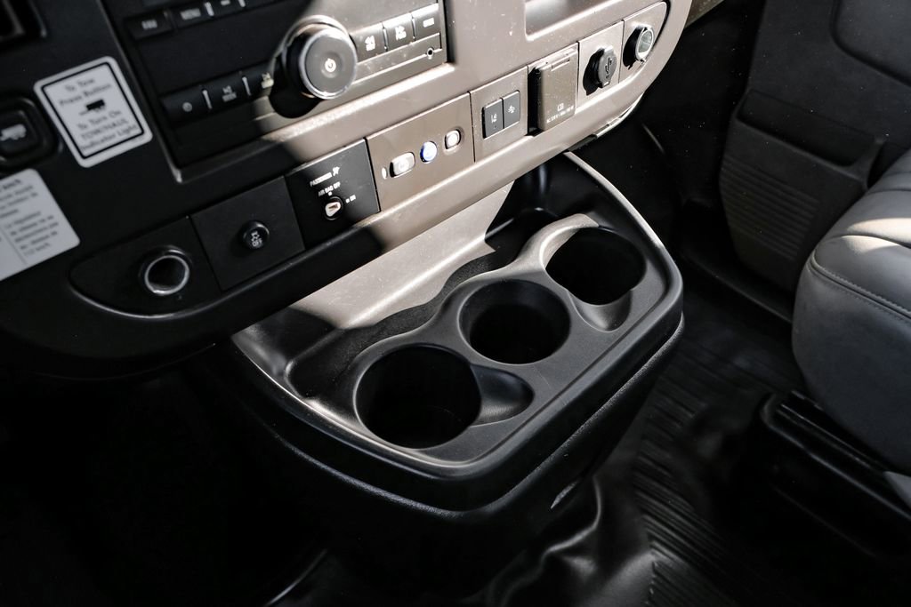 Used 2021 GMC Savana 3500 Extended w/ Power Convenience Package image 21