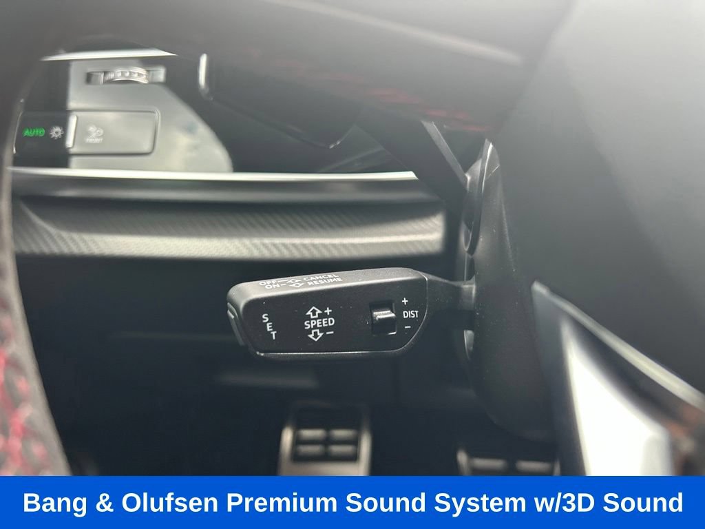 Used 2024 Audi RS Q8 AWD/4WD image 24