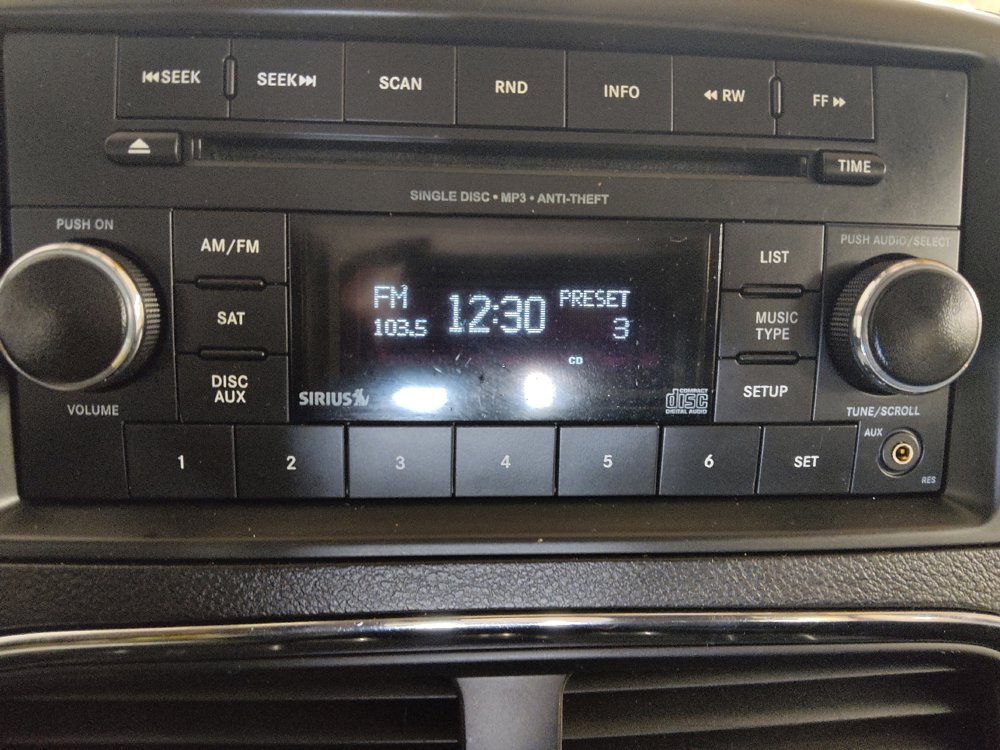 Used 2015 Dodge Grand Caravan American Value Package image 25