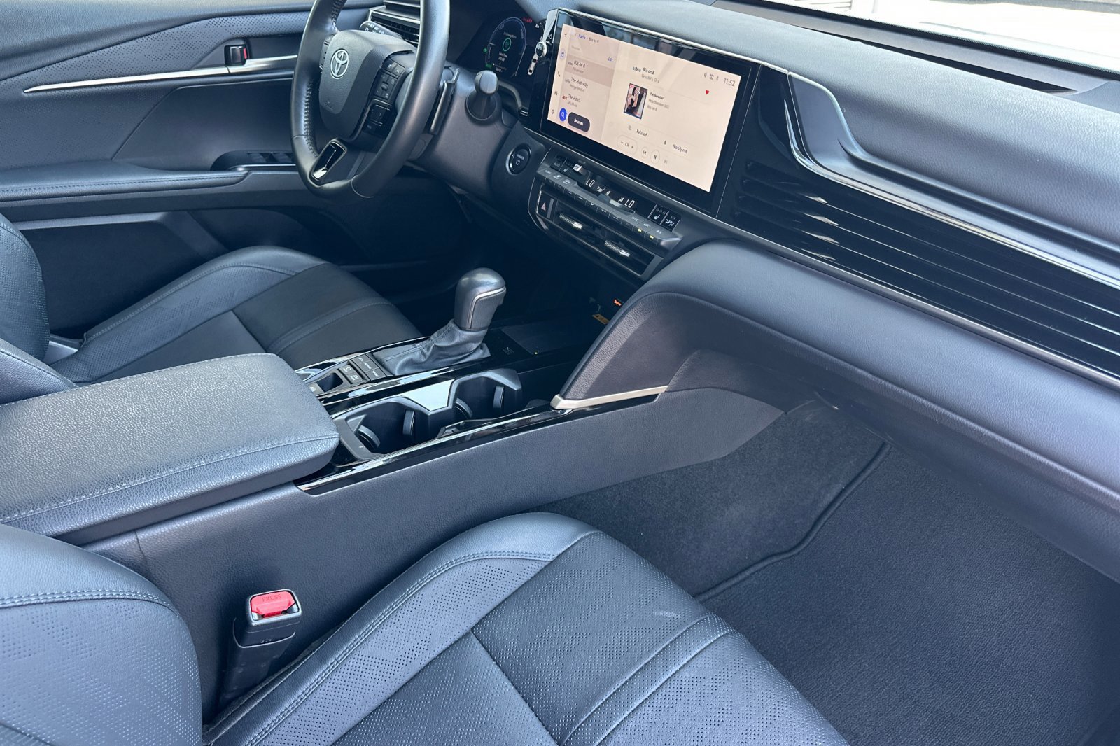 Certified 2025 Toyota Camry XSE FWD image 15