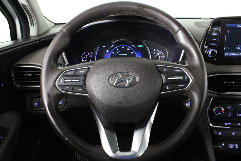 Used 2020 Hyundai Santa Fe Limited FWD image 11