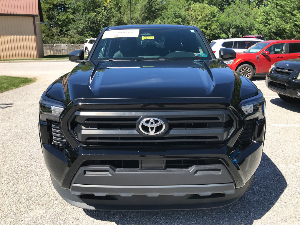 Certified 2024 Toyota Tacoma SR RWD image 3