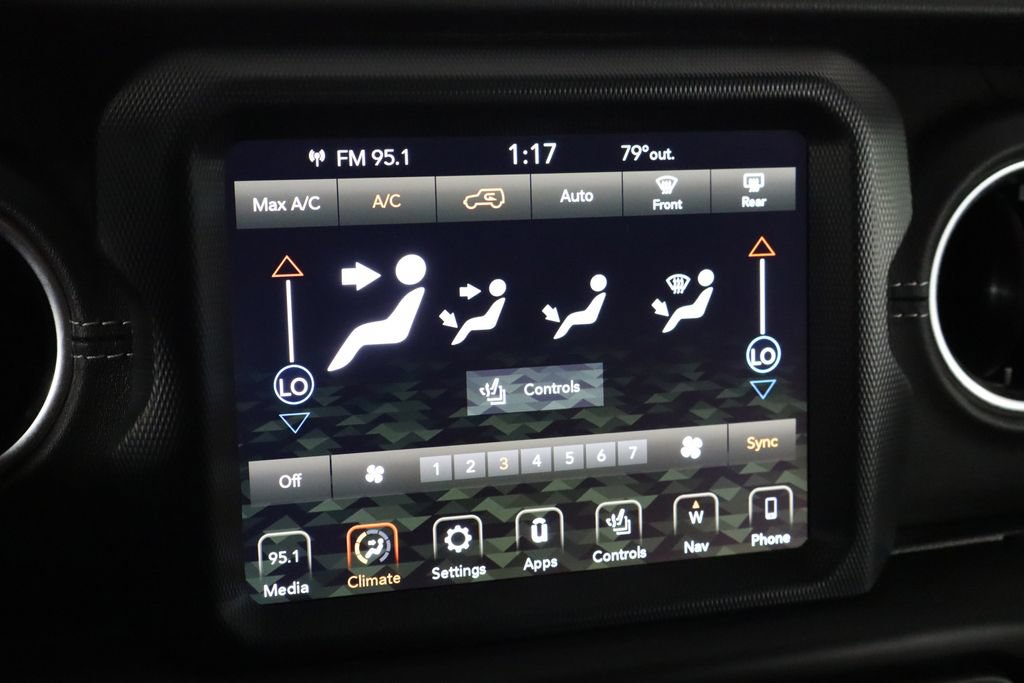 Used 2023 Jeep Wrangler Unlimited Sahara w/ Cold Weather Group AWD/4WD image 30