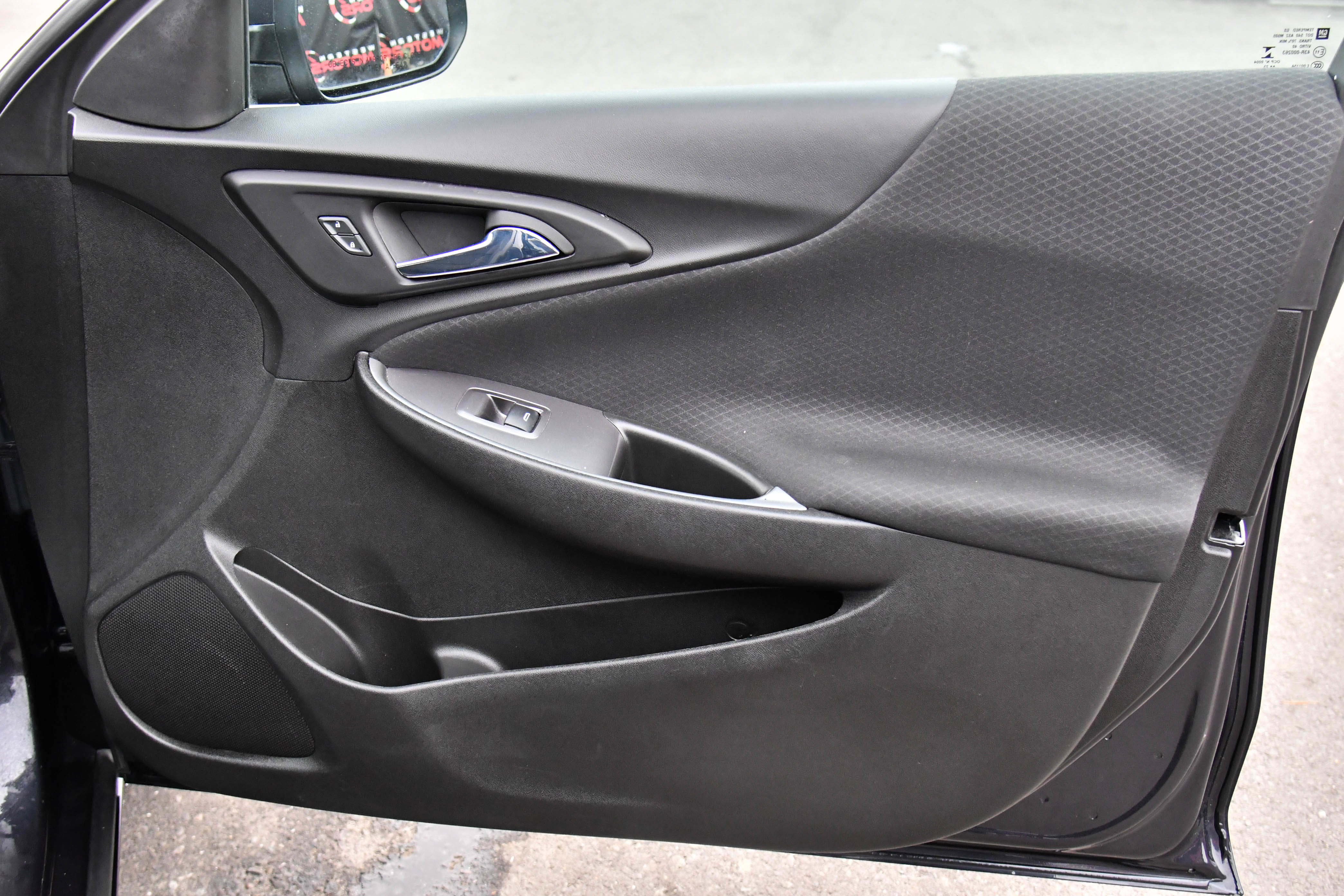 Used 2023 Chevrolet Malibu LT image 38