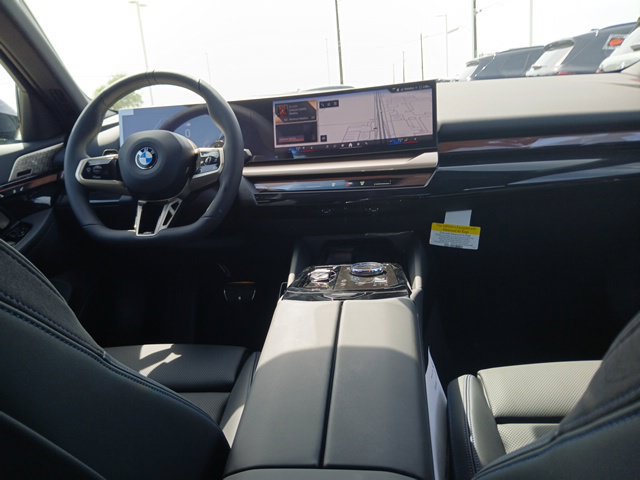 New 2027 BMW 530i xDrive w/ Executive Package AWD/4WD image 13