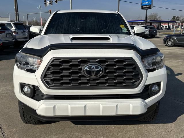 Used 2020 Toyota Tacoma TRD Sport w/ Technology Package image 2
