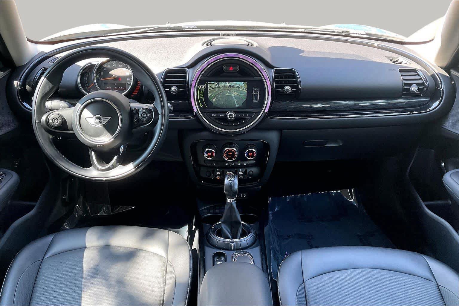 Used 2017 MINI Cooper Clubman FWD image 16